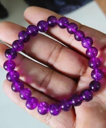 handmade crystal bracelet purple amethyst bead detail